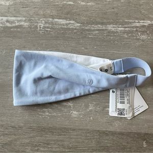 Lululemon Fringe Fighter Headband *Nulu - Pastel Blue/White